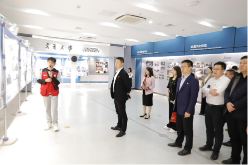 中国少妇A片BBBBBB洗澡