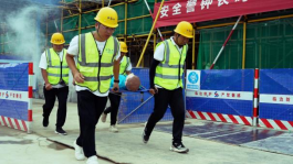 中国少妇A片BBBBBB洗澡