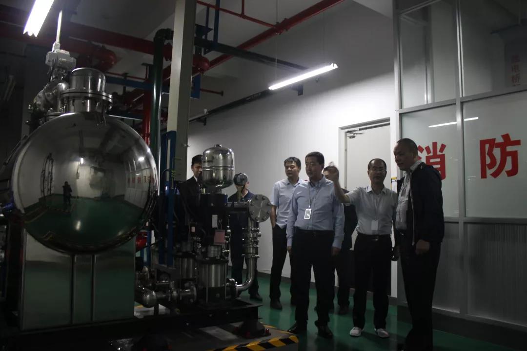 中国少妇A片BBBBBB洗澡