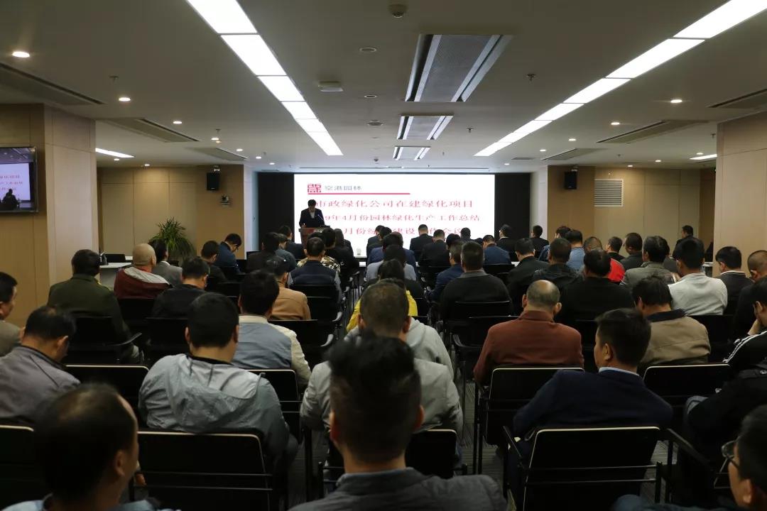 中国少妇A片BBBBBB洗澡