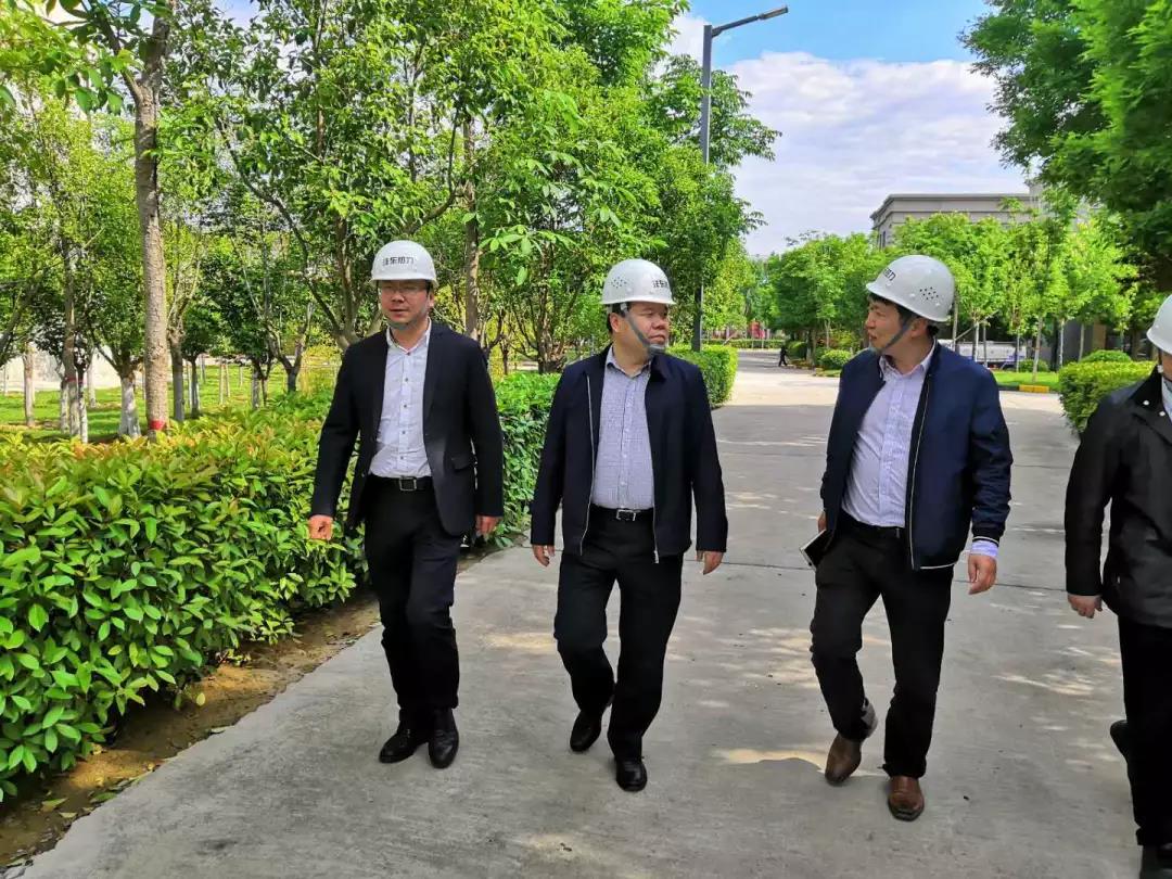 中国少妇A片BBBBBB洗澡