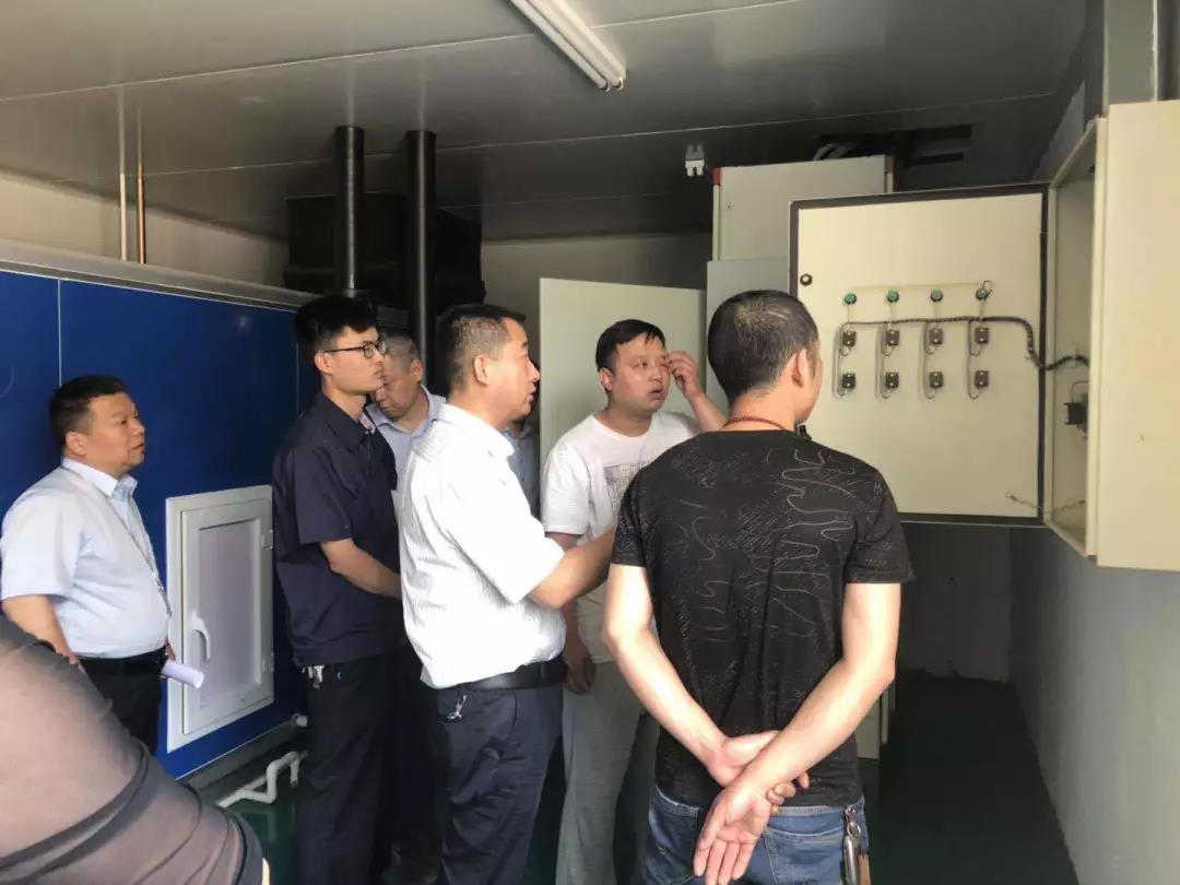 中国少妇A片BBBBBB洗澡