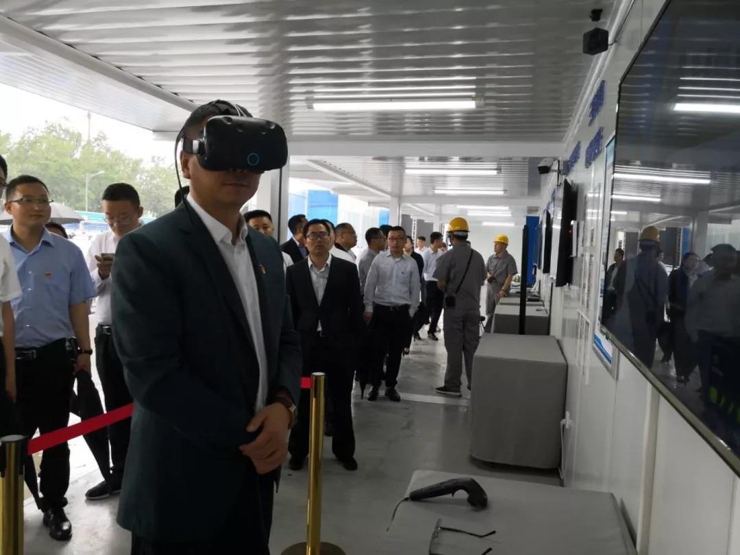 中国少妇A片BBBBBB洗澡