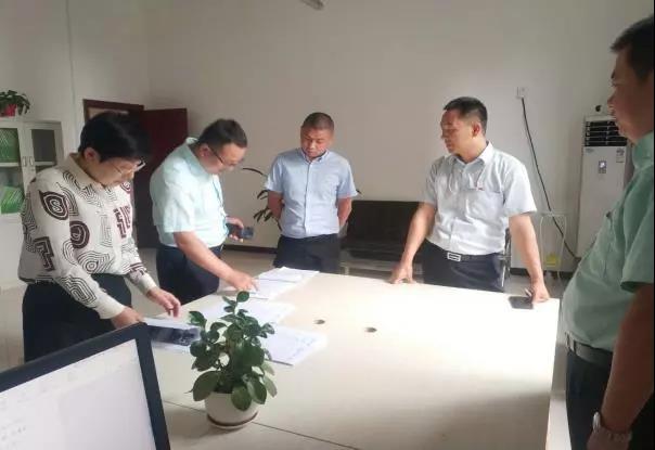 中国少妇A片BBBBBB洗澡