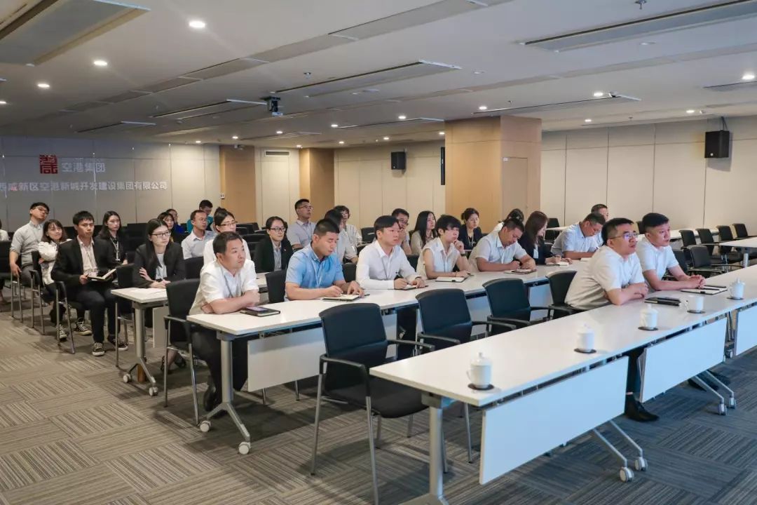 中国少妇A片BBBBBB洗澡