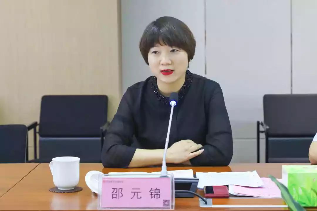 中国少妇A片BBBBBB洗澡