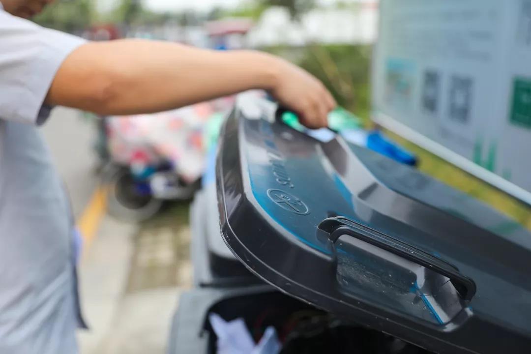 中国少妇A片BBBBBB洗澡