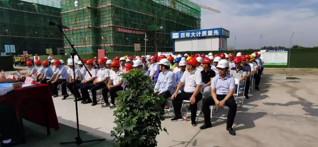 中国少妇A片BBBBBB洗澡