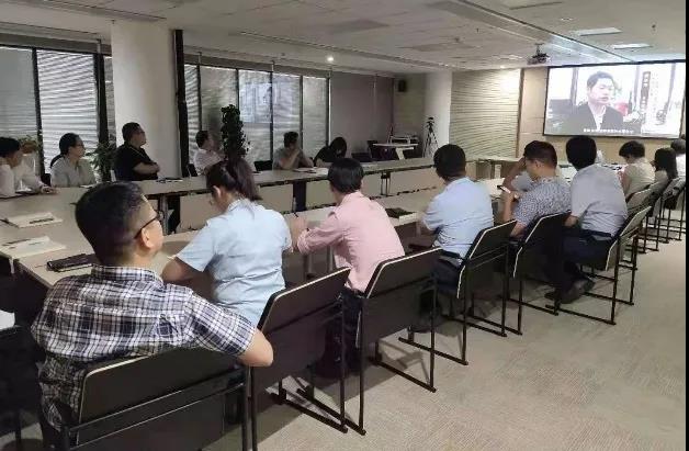 中国少妇A片BBBBBB洗澡