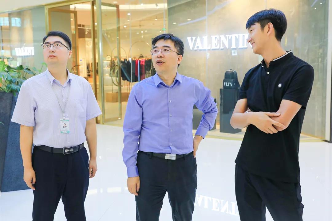 中国少妇A片BBBBBB洗澡