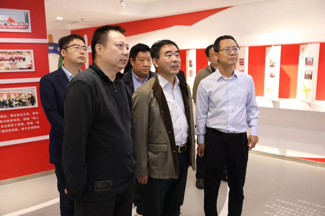 中国少妇A片BBBBBB洗澡