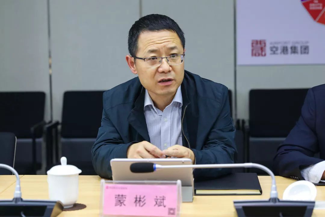 中国少妇A片BBBBBB洗澡