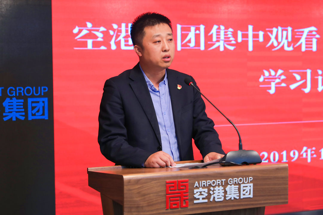 中国少妇A片BBBBBB洗澡