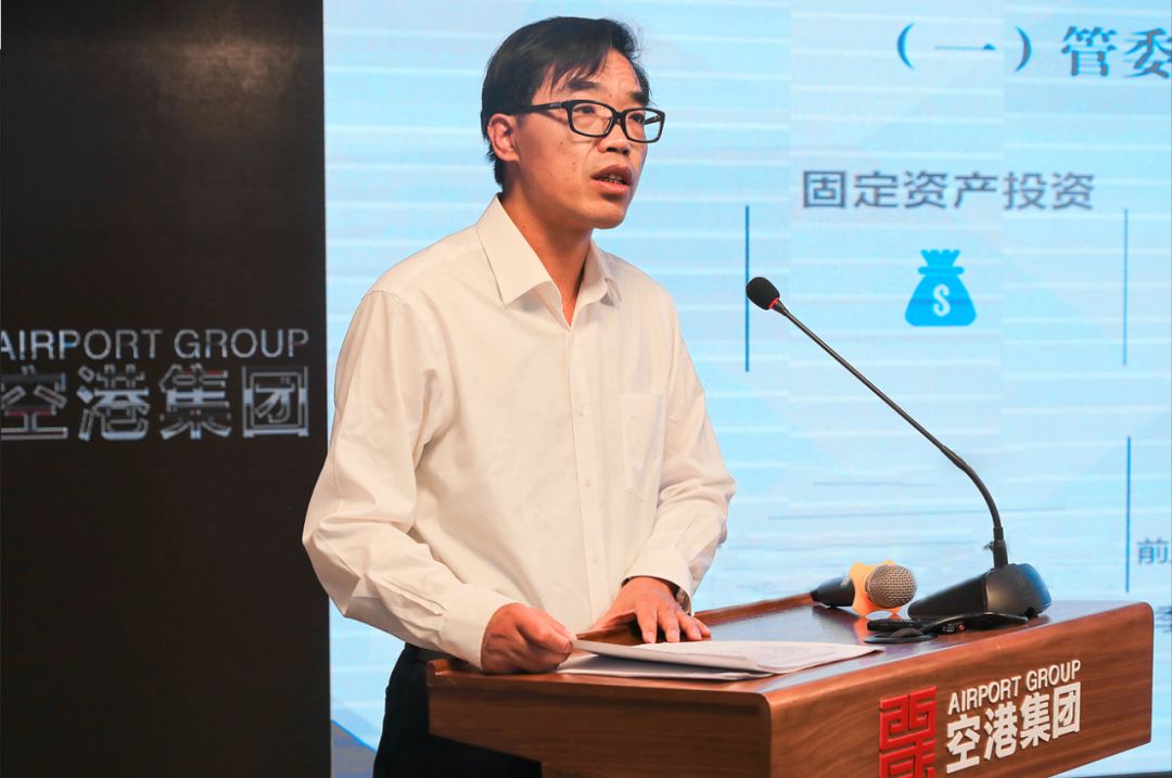 中国少妇A片BBBBBB洗澡