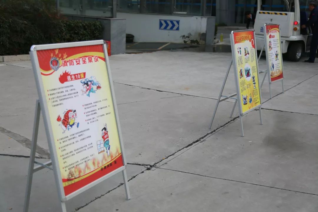 中国少妇A片BBBBBB洗澡