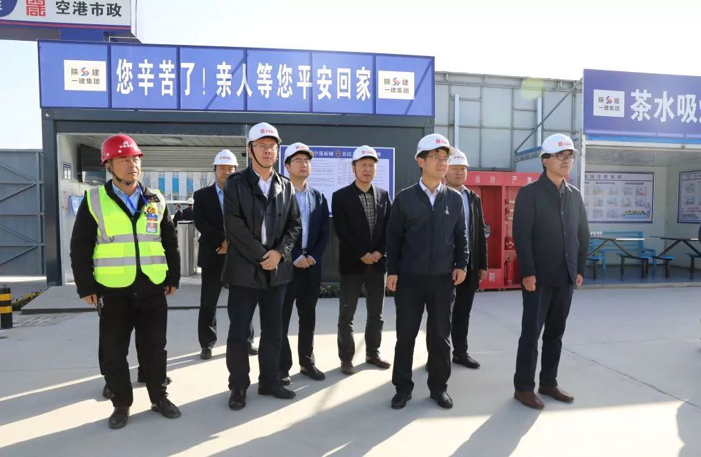 中国少妇A片BBBBBB洗澡