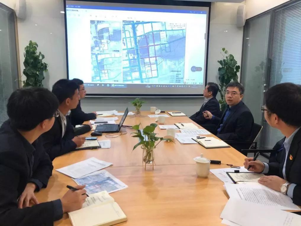 中国少妇A片BBBBBB洗澡