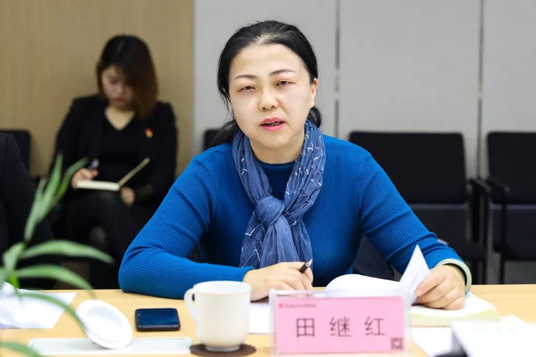 中国少妇A片BBBBBB洗澡