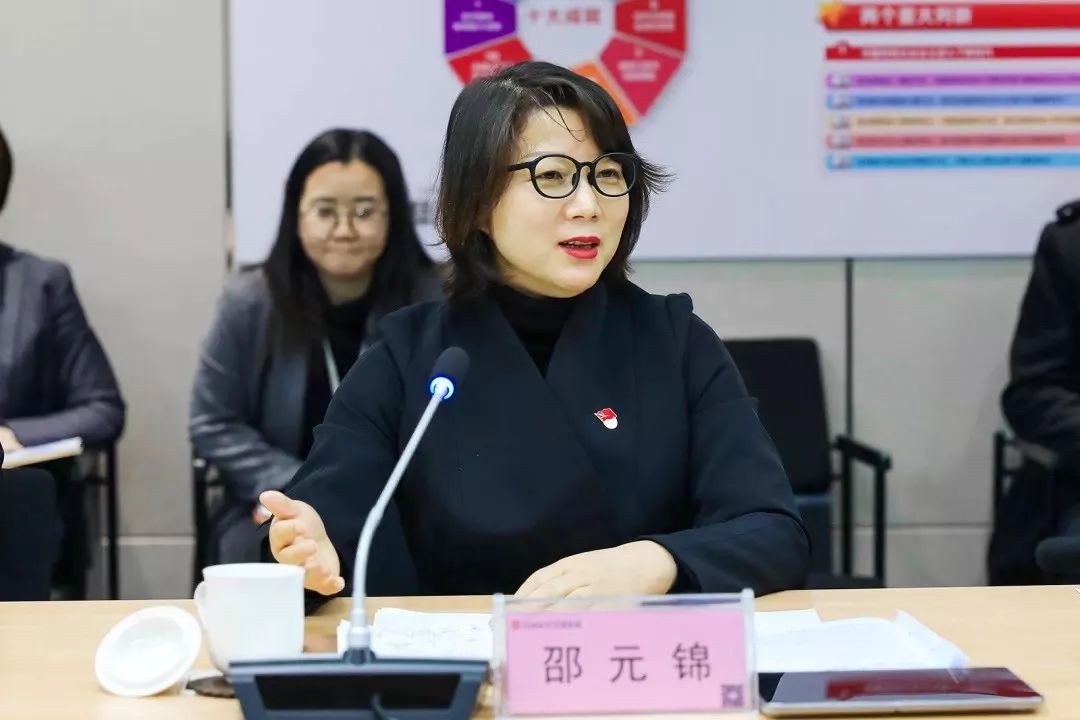 中国少妇A片BBBBBB洗澡