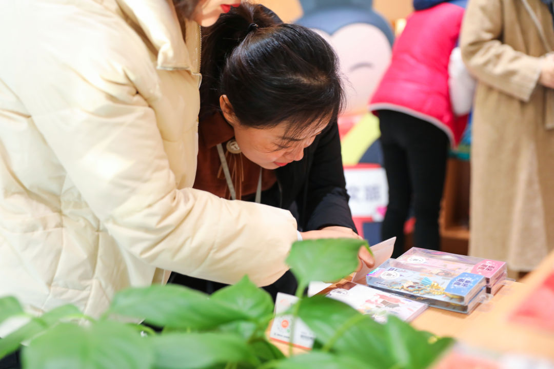 中国少妇A片BBBBBB洗澡