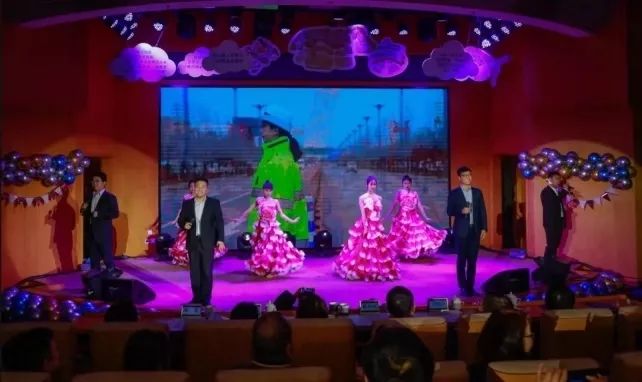 中国少妇A片BBBBBB洗澡