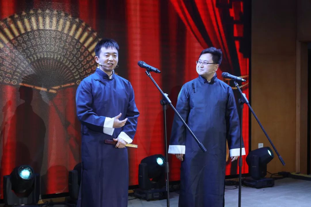 中国少妇A片BBBBBB洗澡