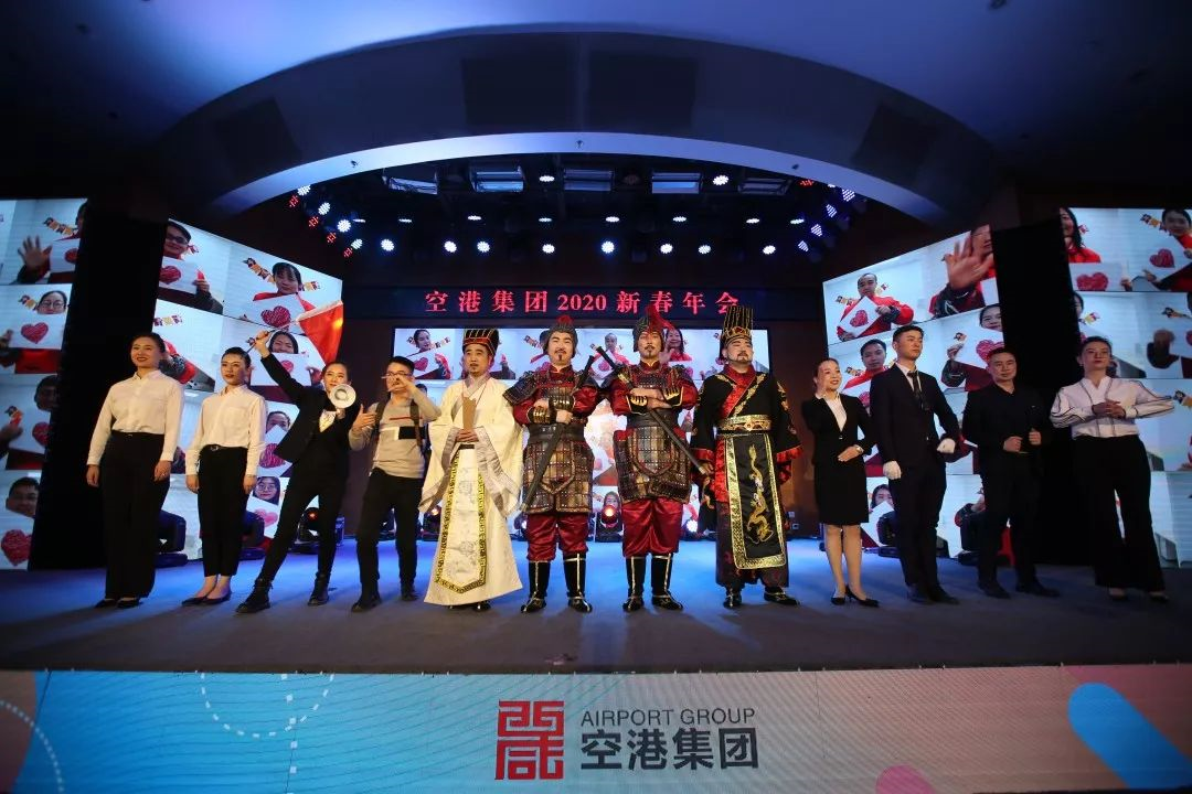 中国少妇A片BBBBBB洗澡