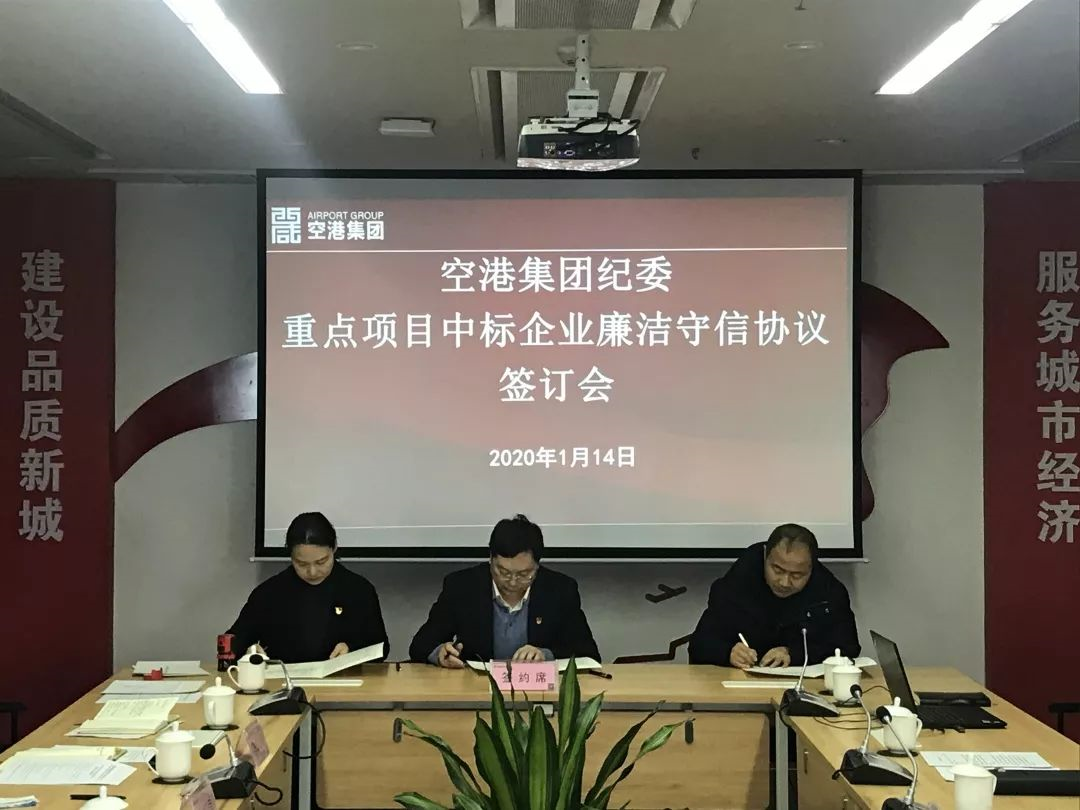 中国少妇A片BBBBBB洗澡