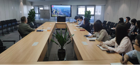 中国少妇A片BBBBBB洗澡