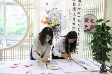 中国少妇A片BBBBBB洗澡